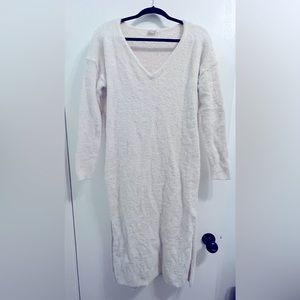 Good Condition Free People Girls Night In Maxi Pullover Oversized Fuzzy in Ivory